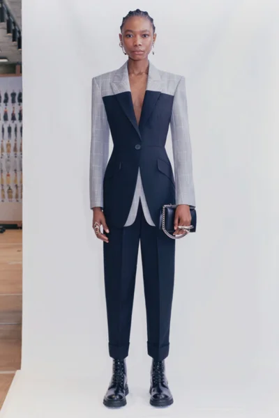 Look 7
